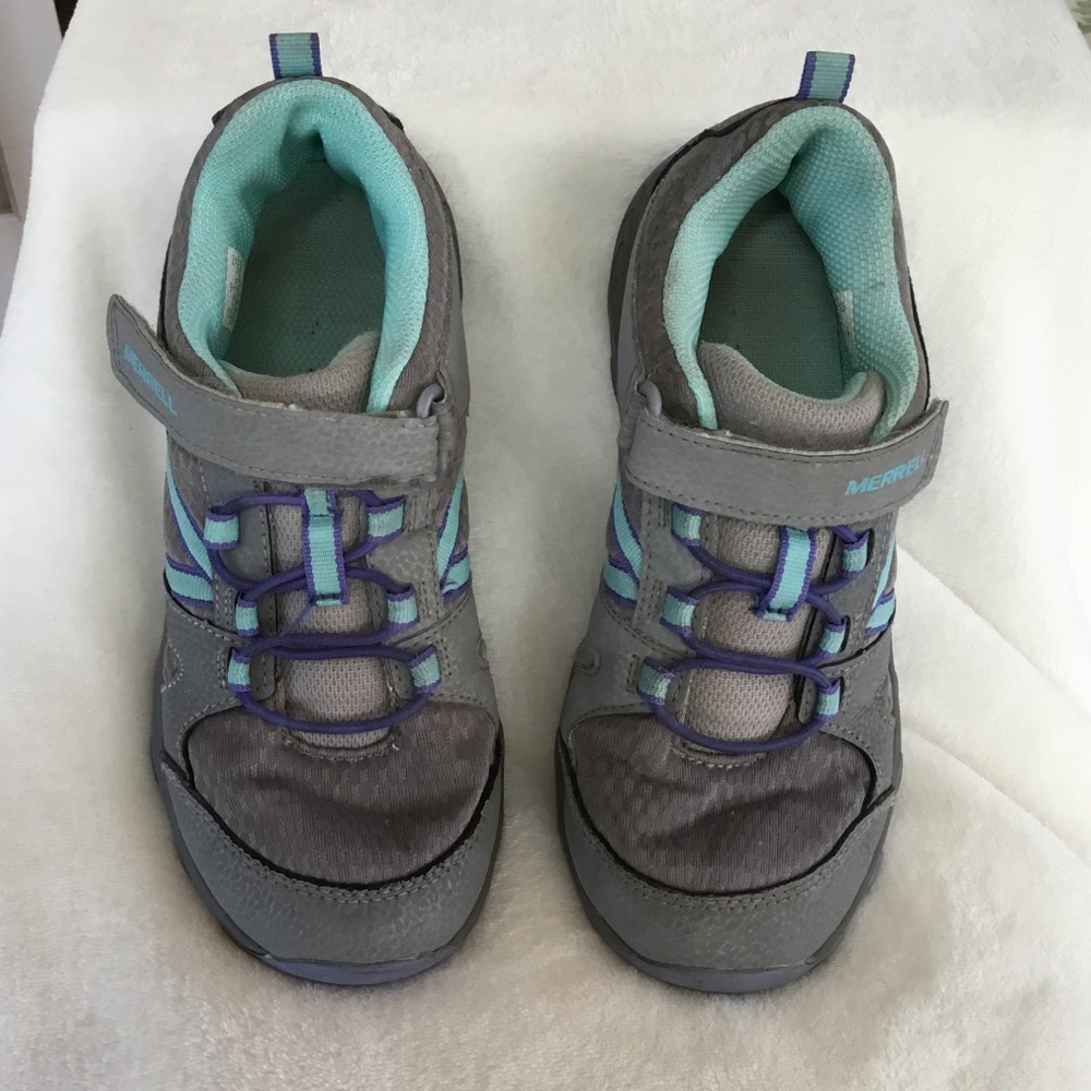 ~MERRELL-OUTBACK LOW SNEAKERS~